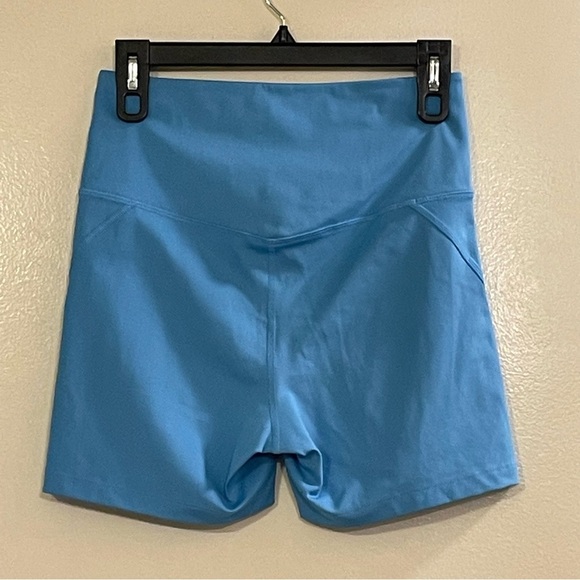 GIRLFRIEND COLLECTIVE Compressive Seamed Run Short - Picture 2 of 5